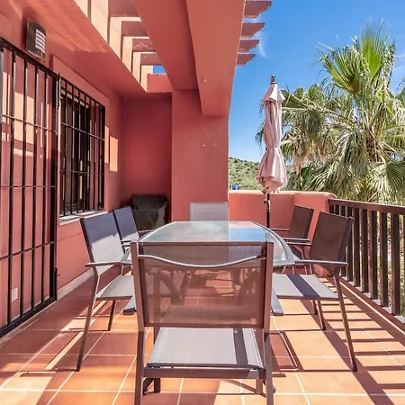 Stunning With Roof Terrace & Great Views Apartment