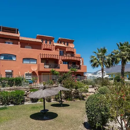 Stunning With Roof Terrace & Great Views *